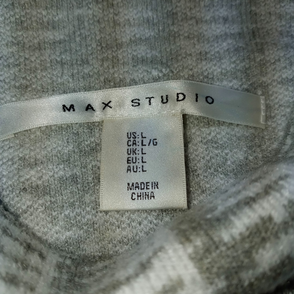 Max Studio Sweater - image 5